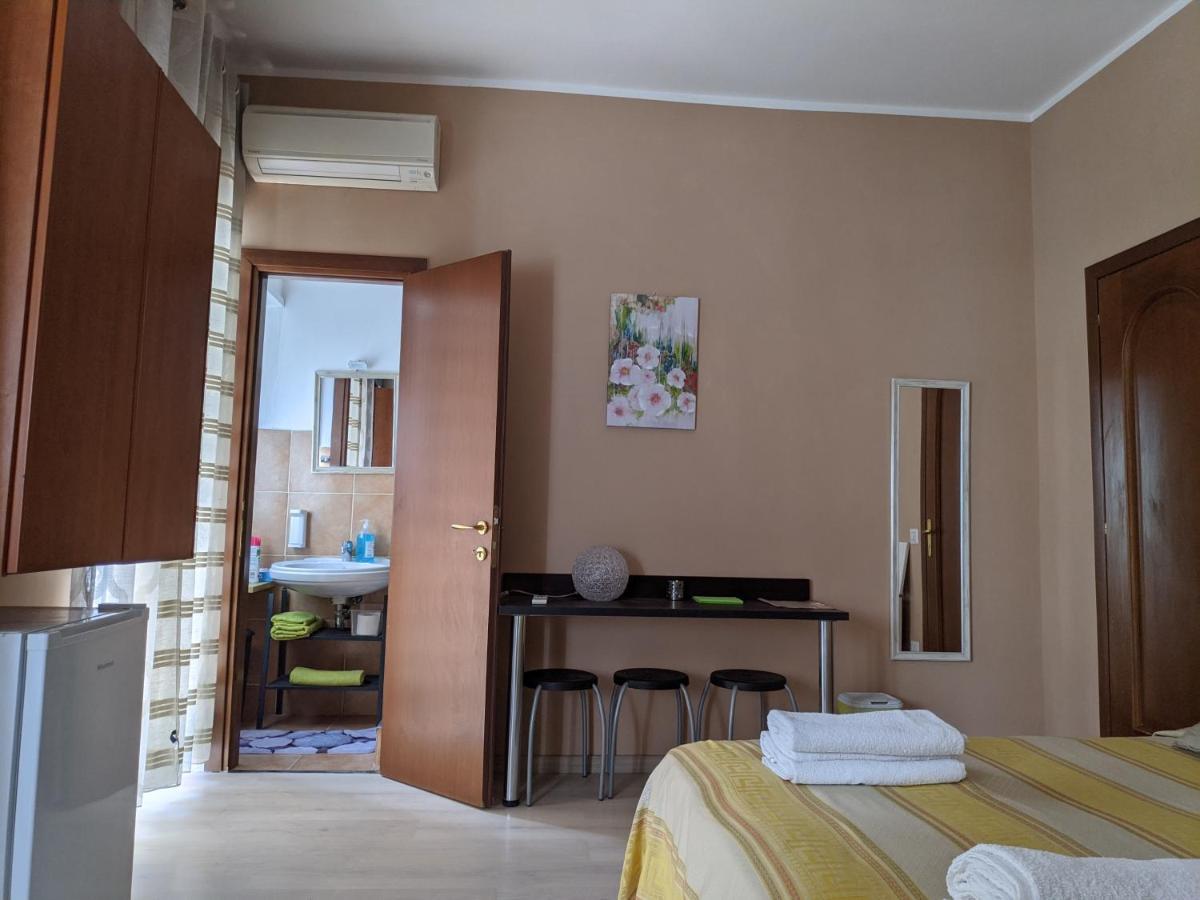 B&B Gina Trastevere Рим Екстер'єр фото