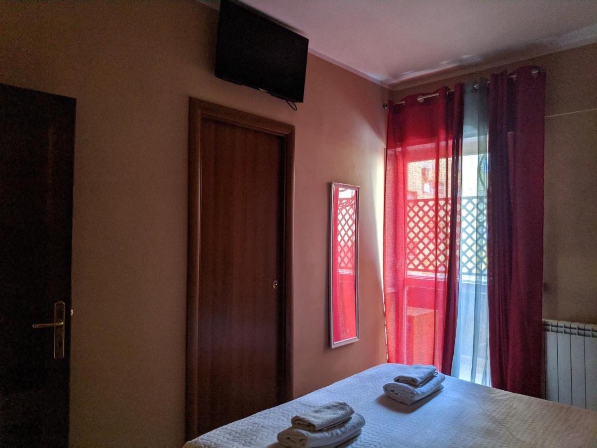 B&B Gina Trastevere Рим Екстер'єр фото