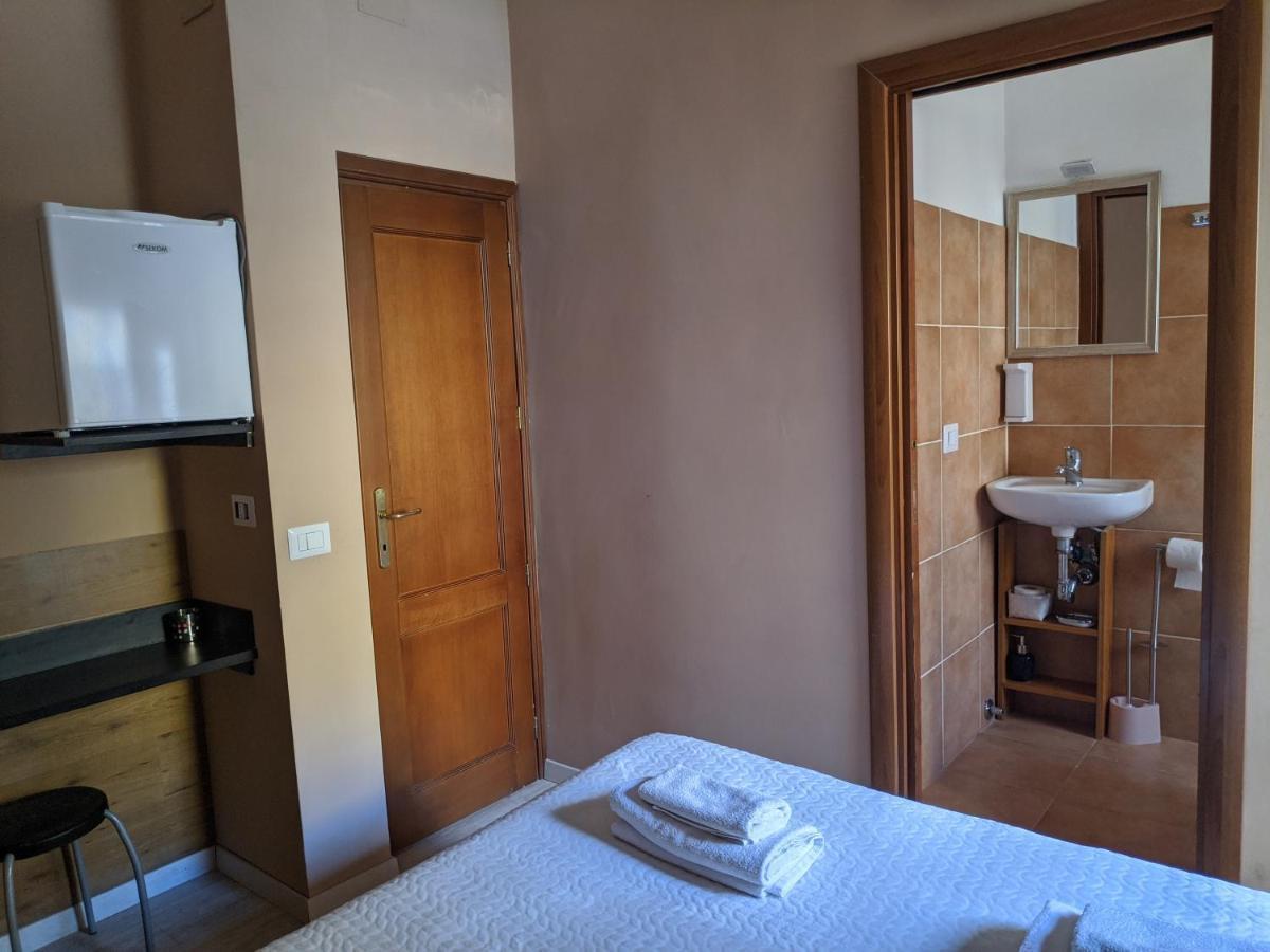 B&B Gina Trastevere Рим Екстер'єр фото